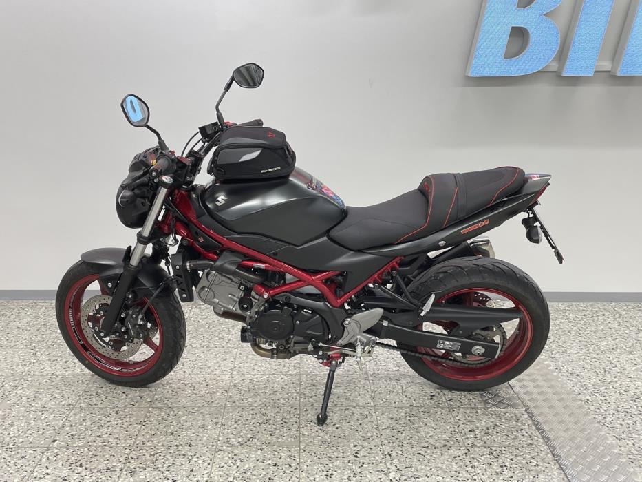 SUZUKI SV 2020