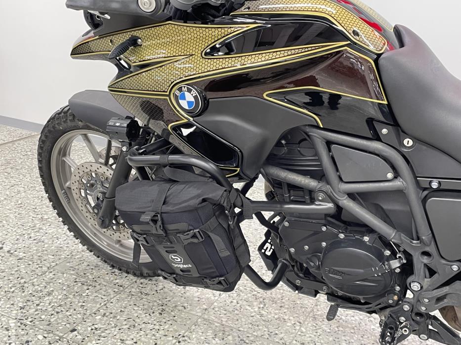 BMW F 2013