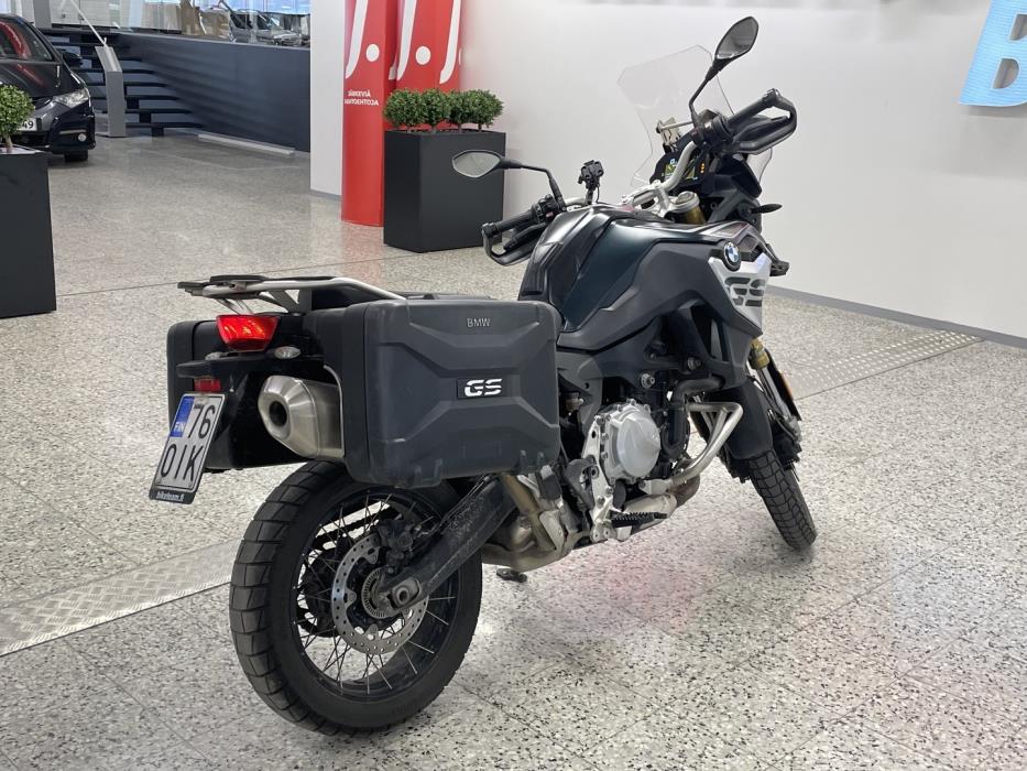 BMW F 2019