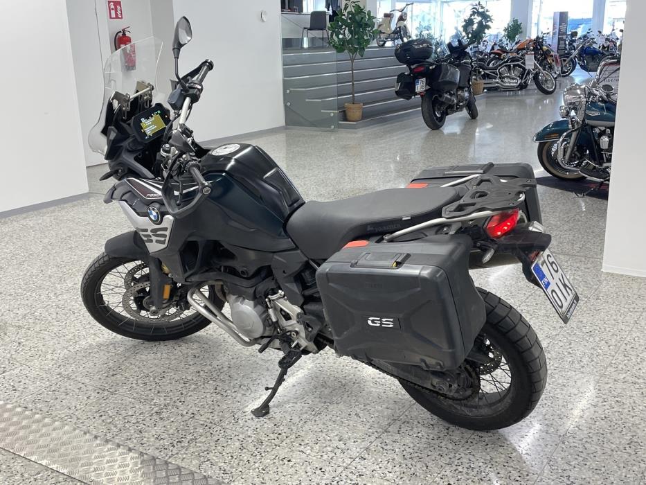 BMW F 2019