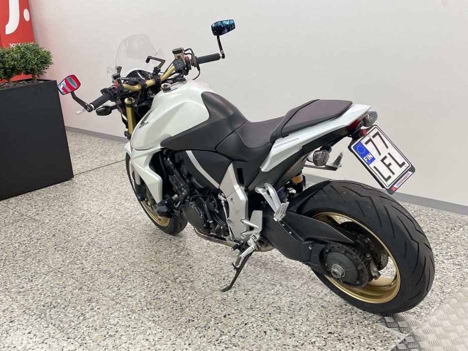 HONDA CB 2013