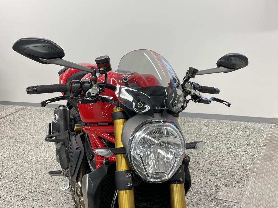 DUCATI MONSTER 2015