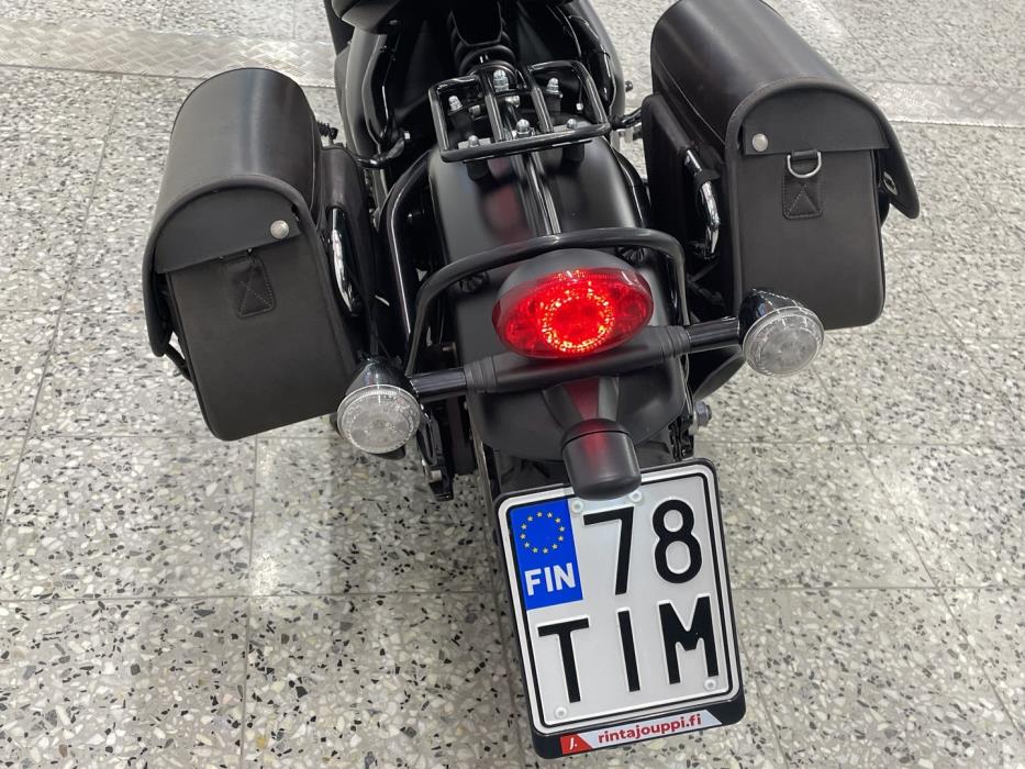 TRIUMPH BONNEVILLE 2019