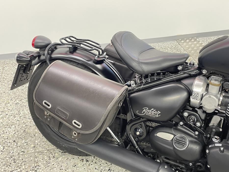 TRIUMPH BONNEVILLE 2019