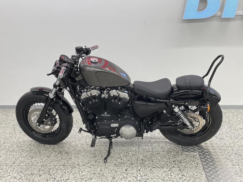 HARLEY-DAVIDSON SPORTSTER 2015