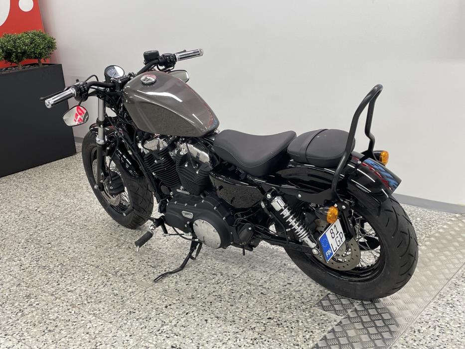 HARLEY-DAVIDSON SPORTSTER 2015