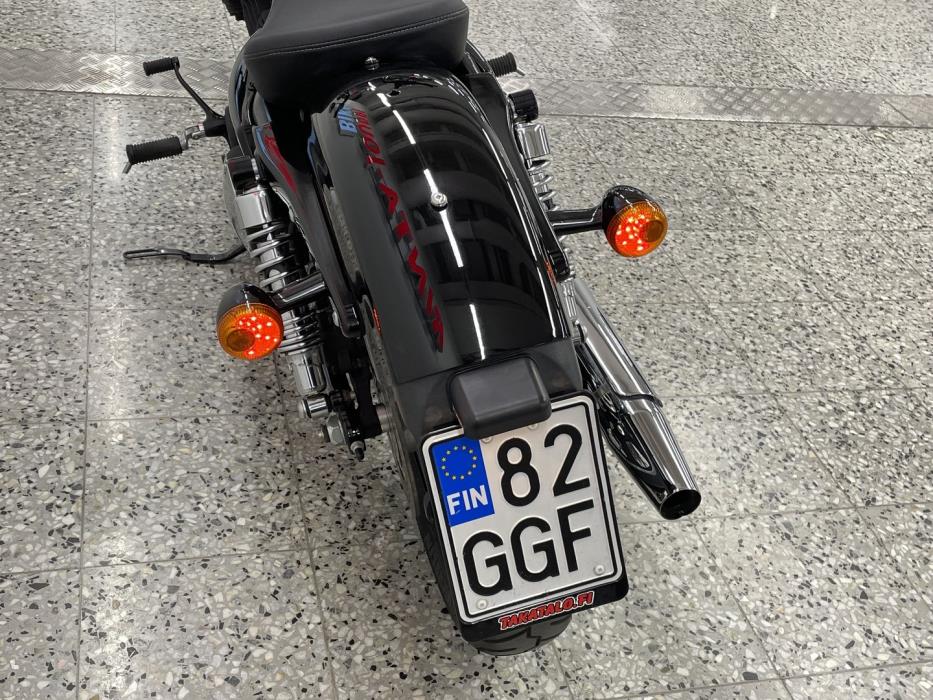 HARLEY-DAVIDSON SPORTSTER 2013