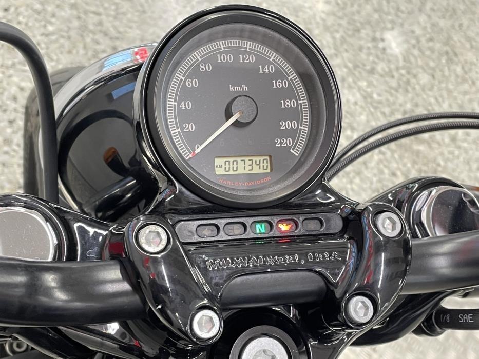 HARLEY-DAVIDSON SPORTSTER 2013