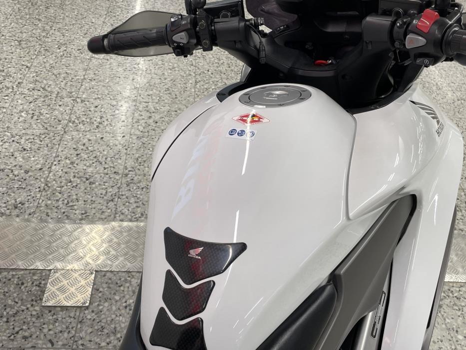 HONDA VFR 2012