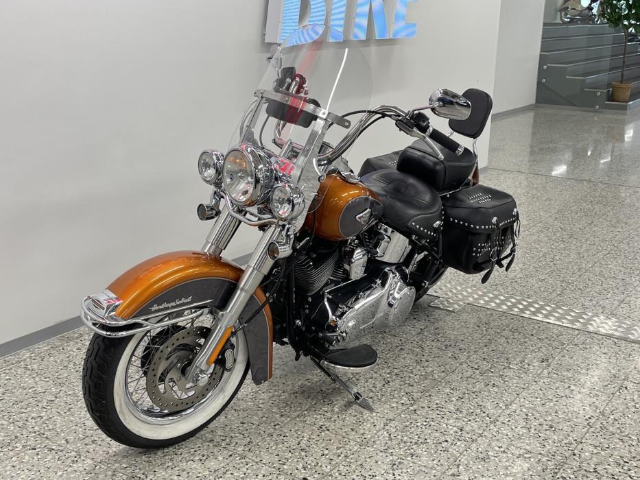 HARLEY-DAVIDSON SOFTAIL 2015