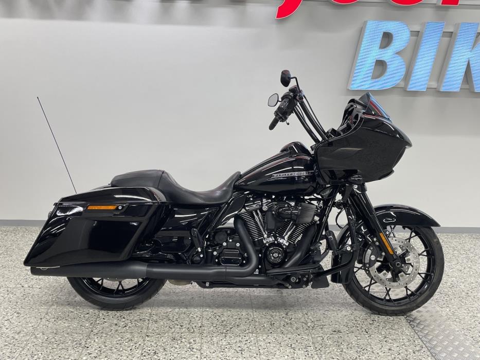 HARLEY-DAVIDSON TOURING 2020