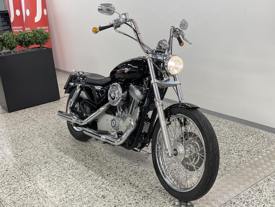 HARLEY-DAVIDSON SPORTSTER 2004
