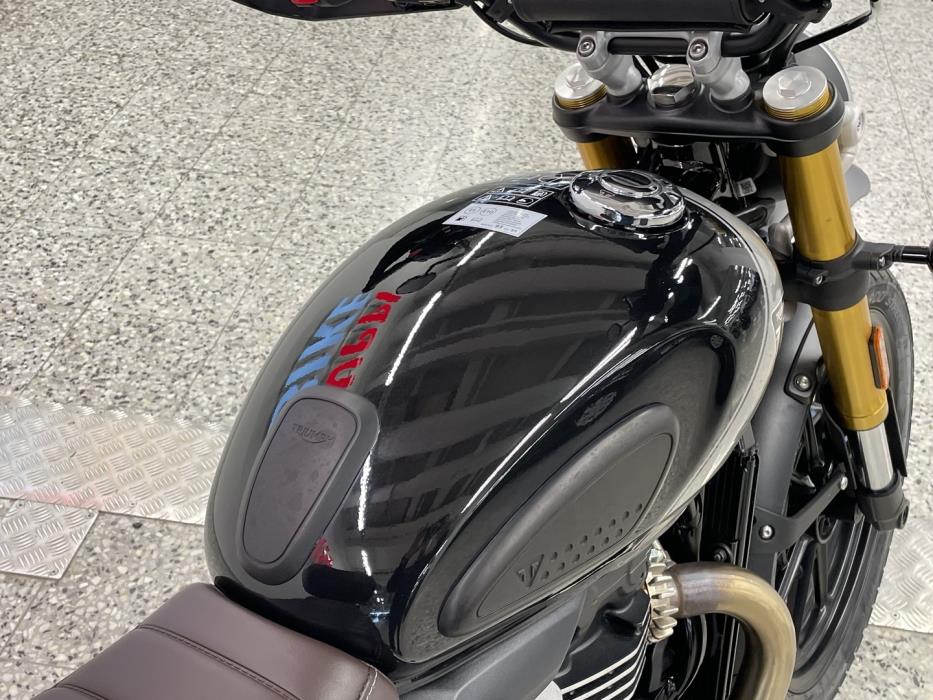 TRIUMPH SCRAMBLER 2025