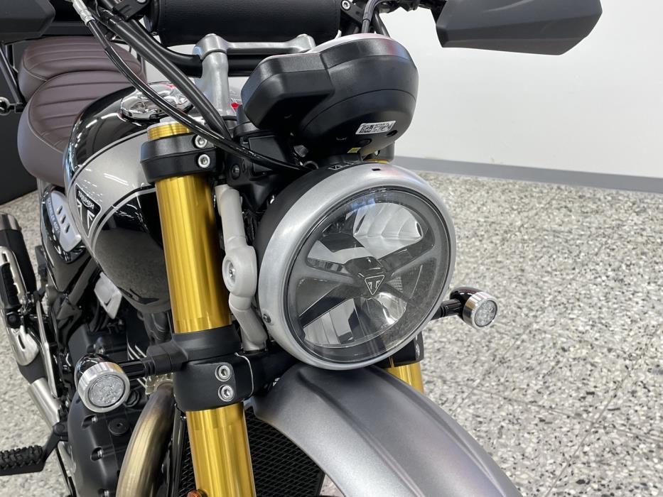 TRIUMPH SCRAMBLER 2025