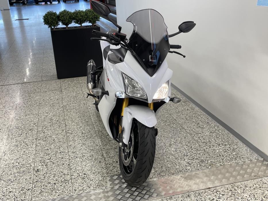 SUZUKI GSX-S 2019