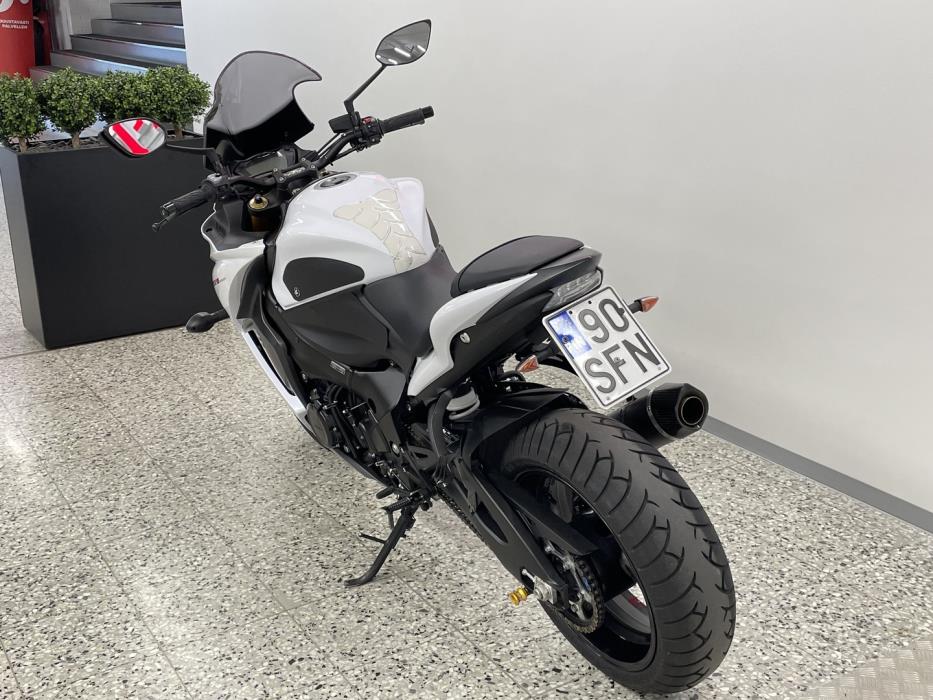 SUZUKI GSX-S 2019