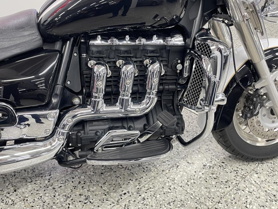 TRIUMPH ROCKET III 2011