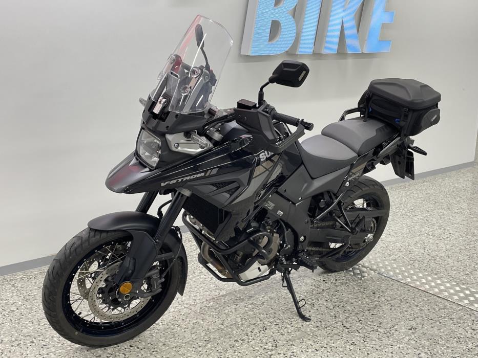 SUZUKI DL 2020
