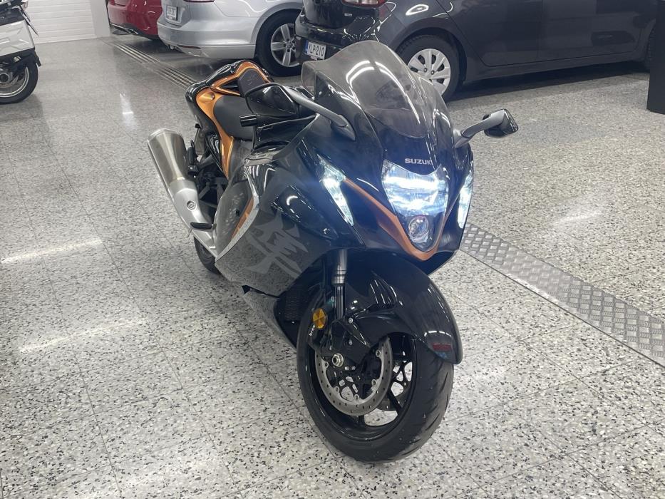 SUZUKI GSX 2021
