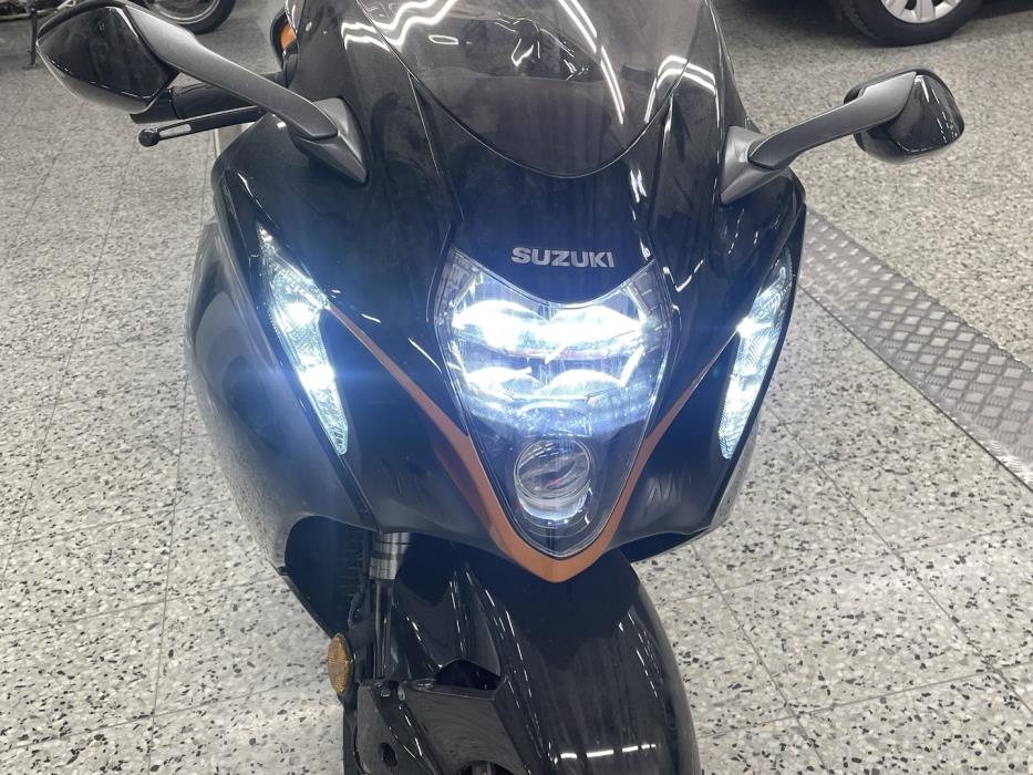 SUZUKI GSX 2021