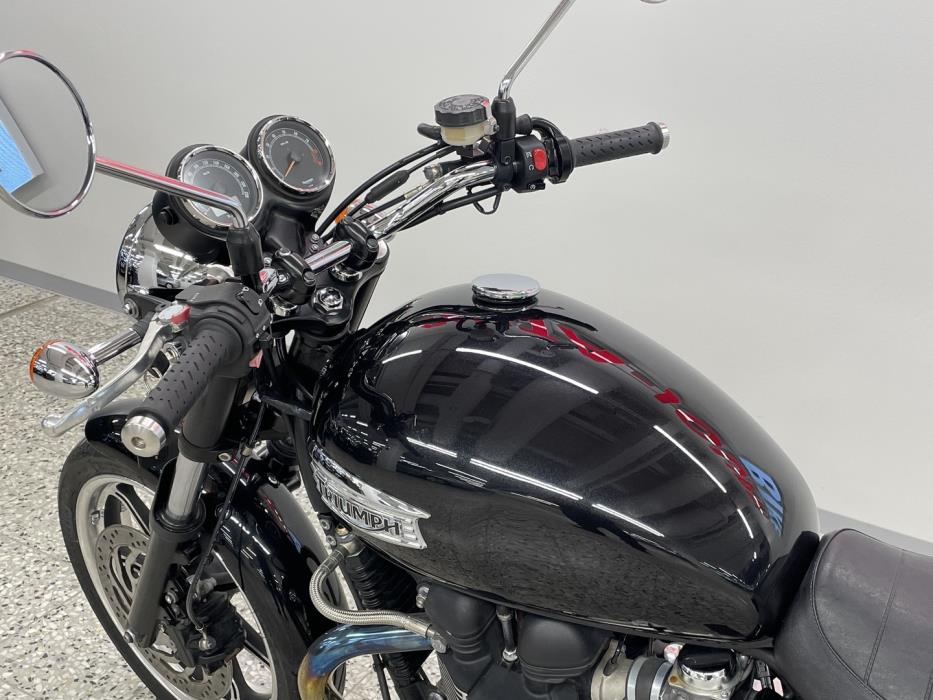 TRIUMPH Bonneville 2013