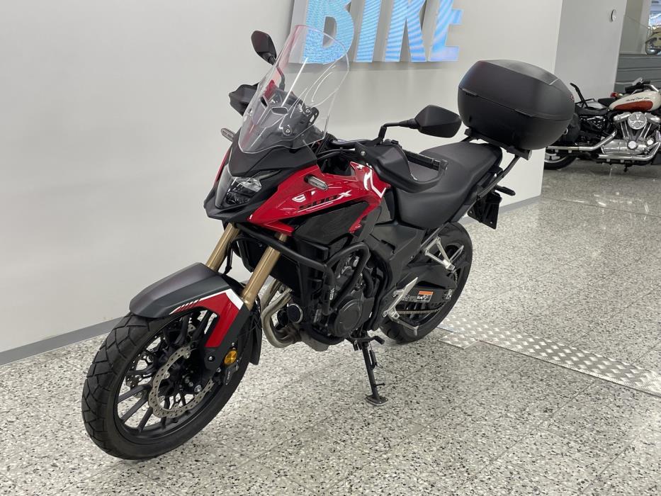 HONDA CB 2023