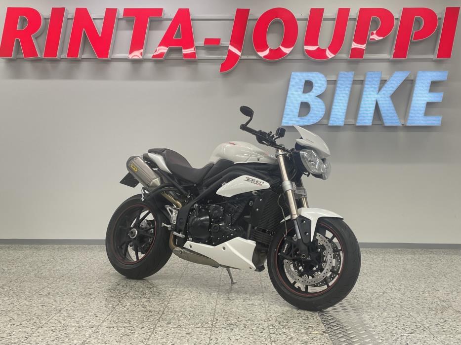 TRIUMPH SPEED TRIPLE 2015