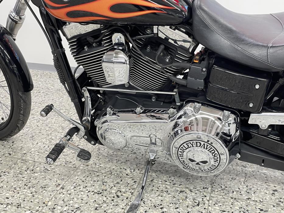 HARLEY-DAVIDSON DYNA 2011