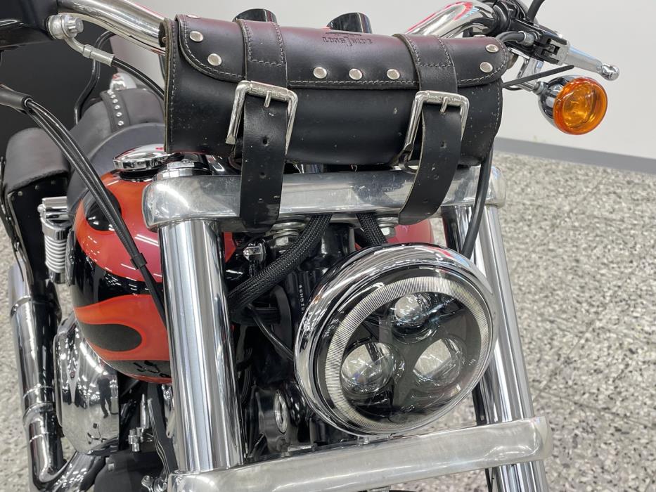 HARLEY-DAVIDSON DYNA 2011