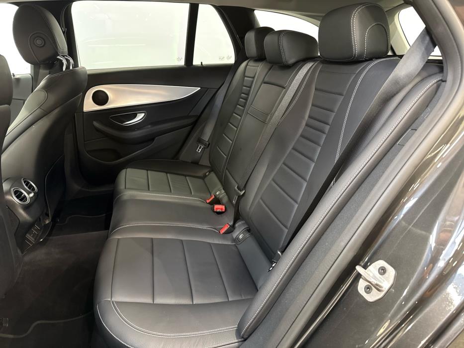 MERCEDES-BENZ E 2021