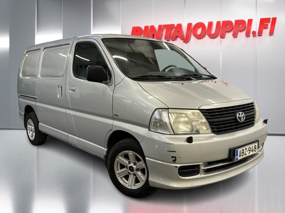 TOYOTA Hiace 2009