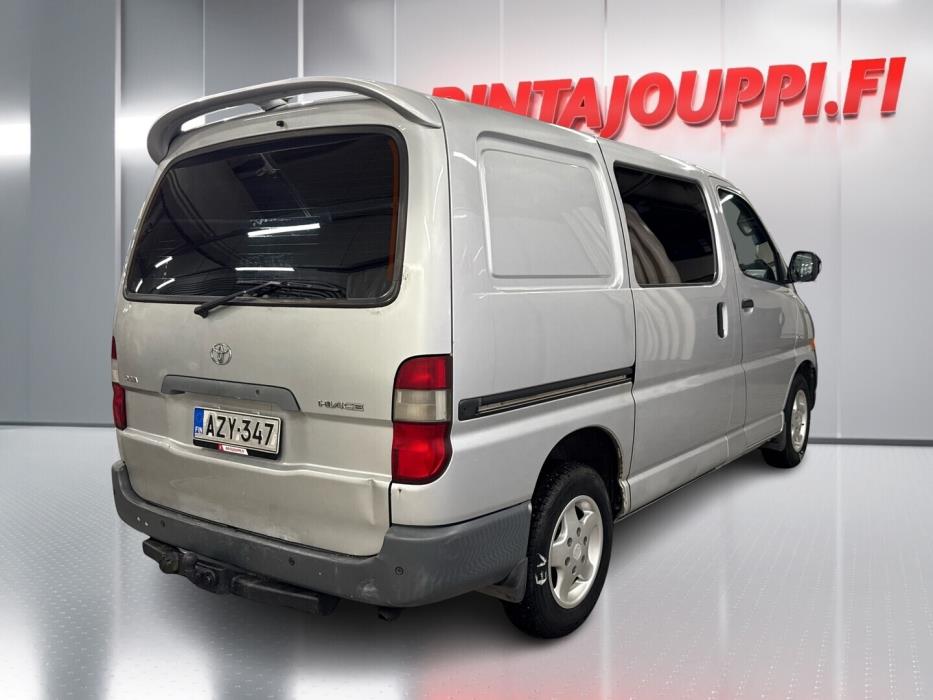 TOYOTA Hiace 2003