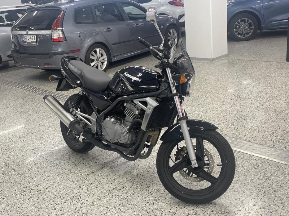 KAWASAKI ER-5 2005