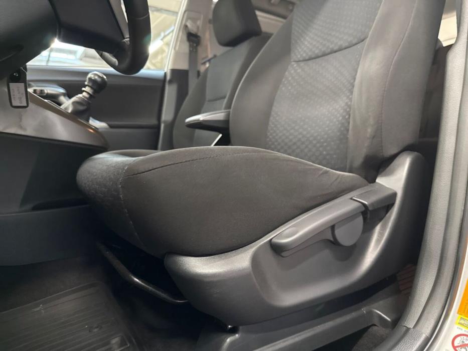 TOYOTA Verso 2010