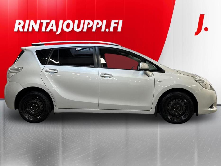TOYOTA Verso 2010