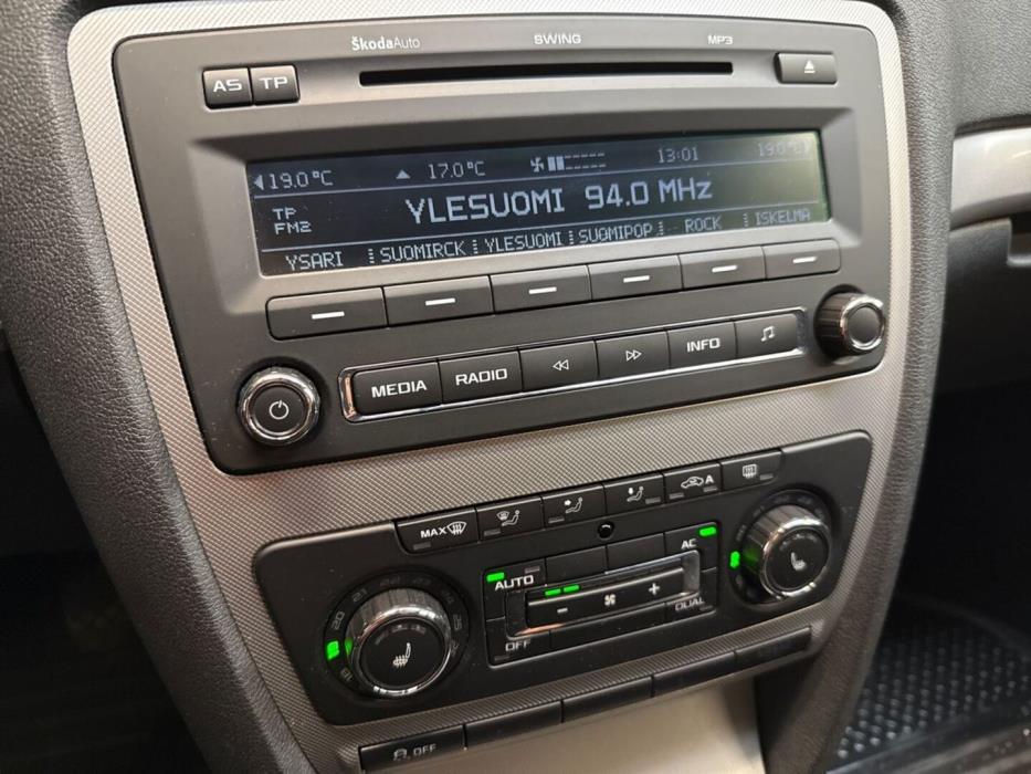 SKODA Octavia 2011