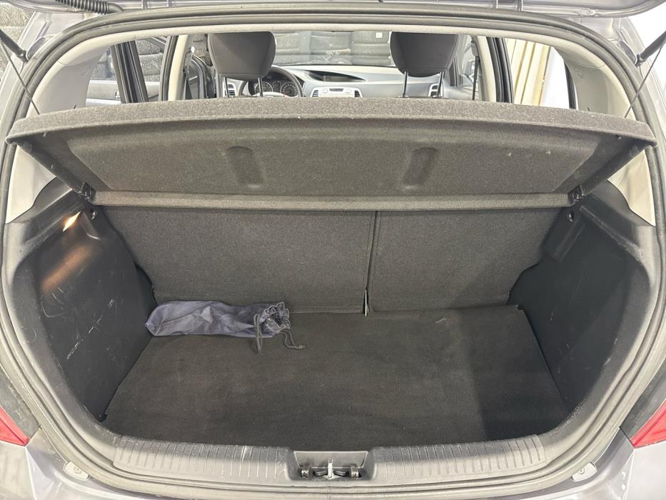 HYUNDAI i20 2011