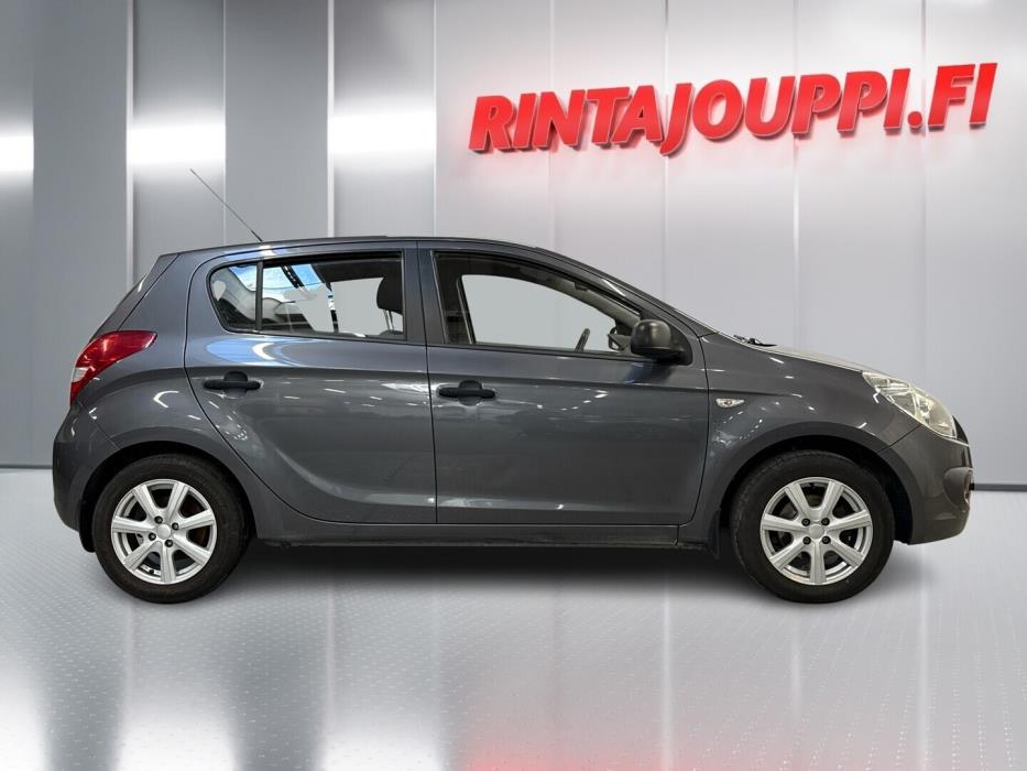 HYUNDAI i20 2011