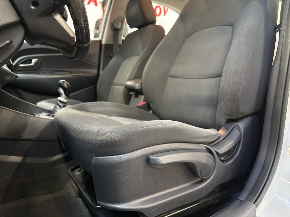 KIA Rio 2012