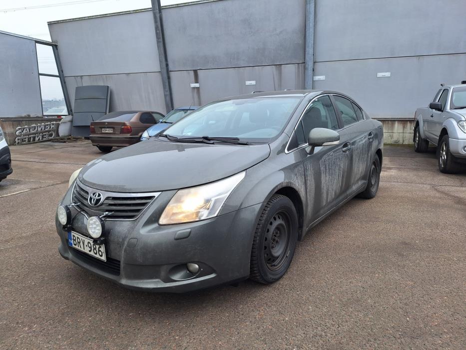 TOYOTA Avensis 2010