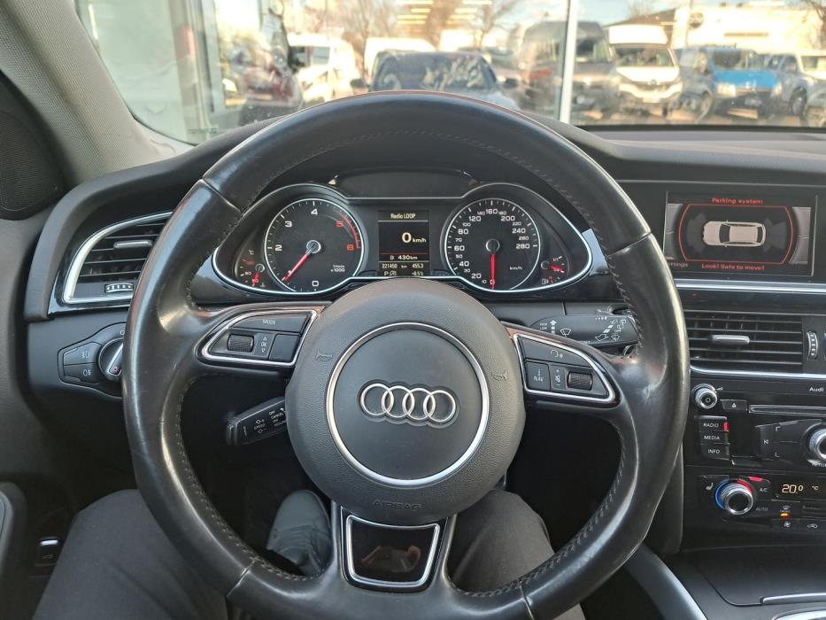 AUDI A4 2015