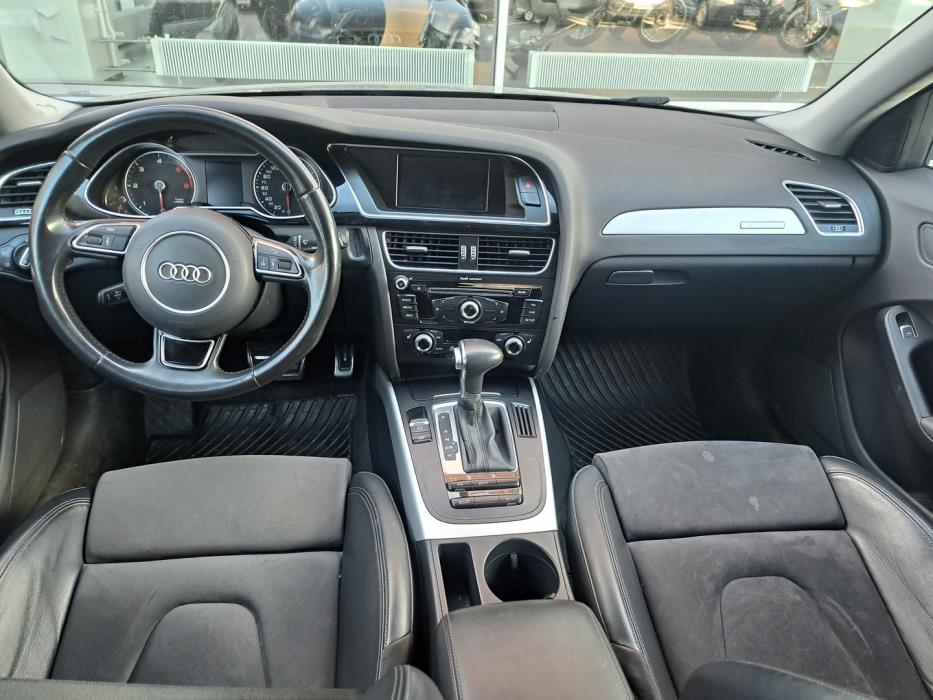 AUDI A4 2015