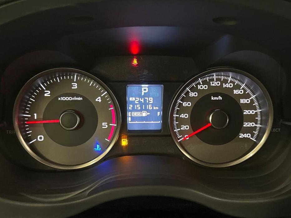 SUBARU Forester 2015