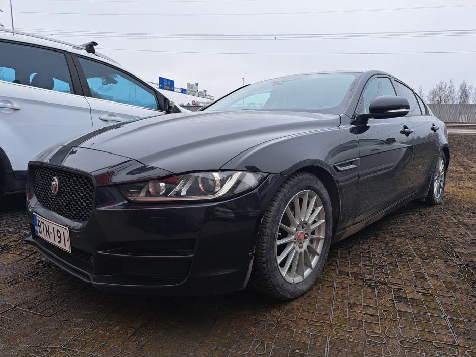 JAGUAR XE 2016