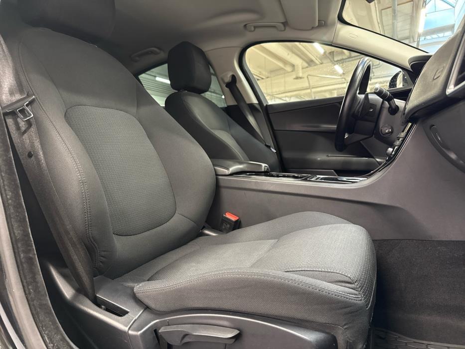 JAGUAR XE 2016