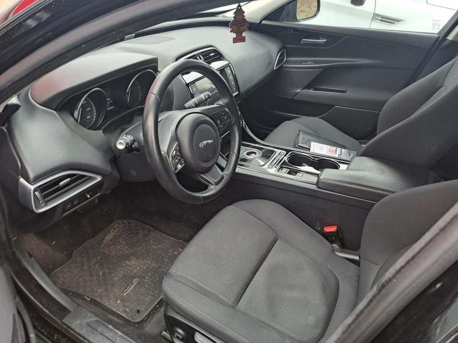 JAGUAR XE 2016
