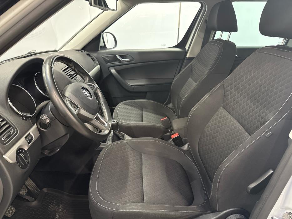 SKODA Yeti 2016