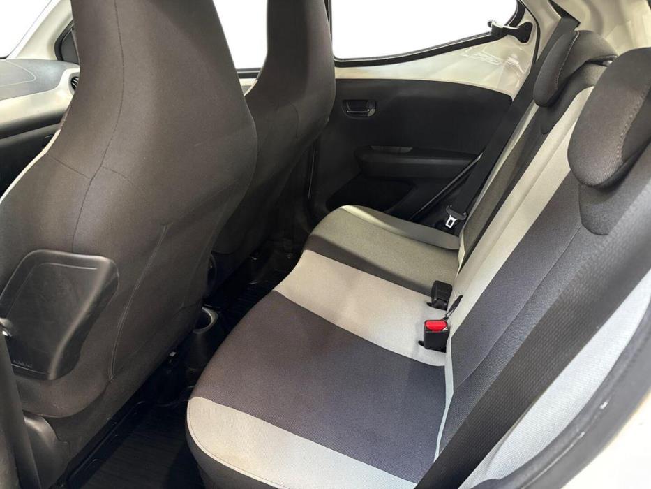 TOYOTA AYGO 2017