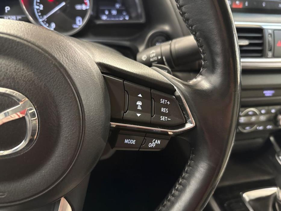 MAZDA Mazda3 2017