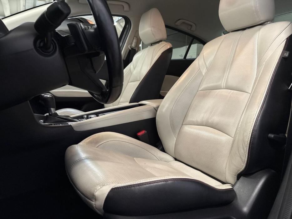 MAZDA Mazda3 2017